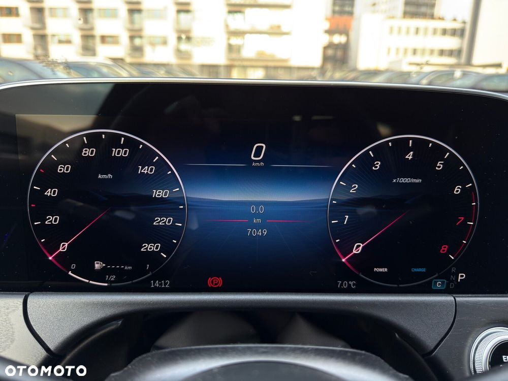 Mercedes-Benz Klasa E - 28