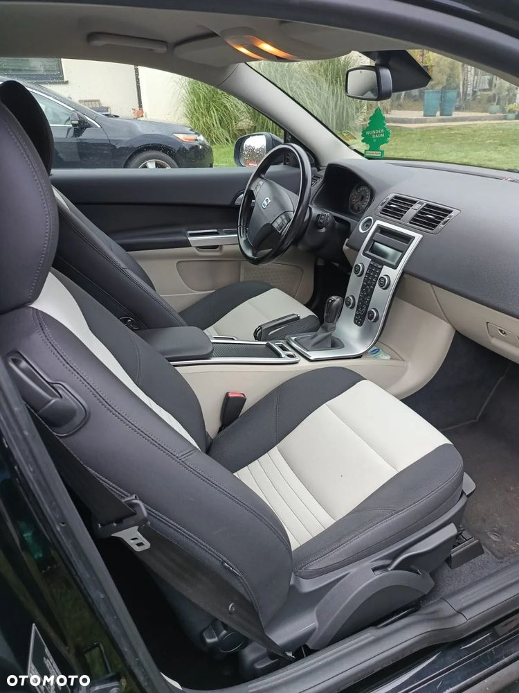 Volvo C30 2.0 - 9