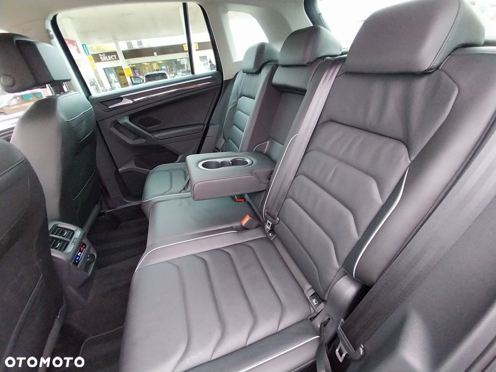 Volkswagen Tiguan 2.0 TSI 4Mot Elegance DSG - 10