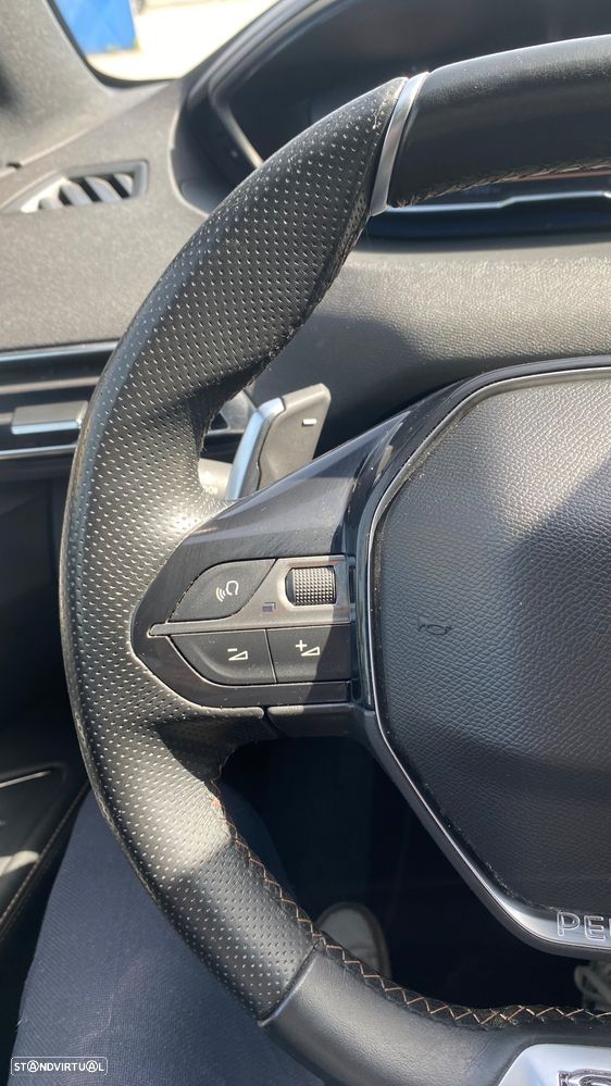 Peugeot 5008 1.5 BlueHDi GT Line EAT8 - 32