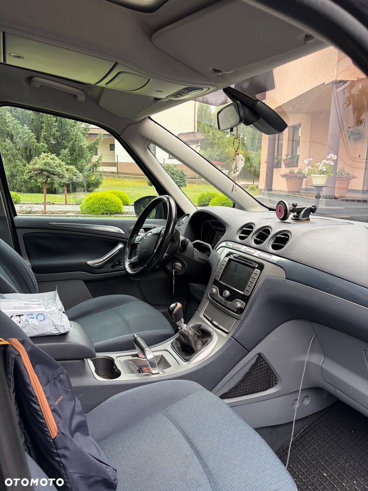 Ford Galaxy 2.0 TDCi Trend - 4