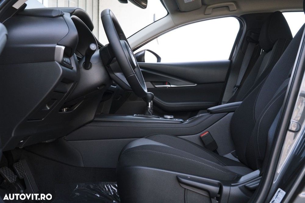 Mazda CX-30 - 11