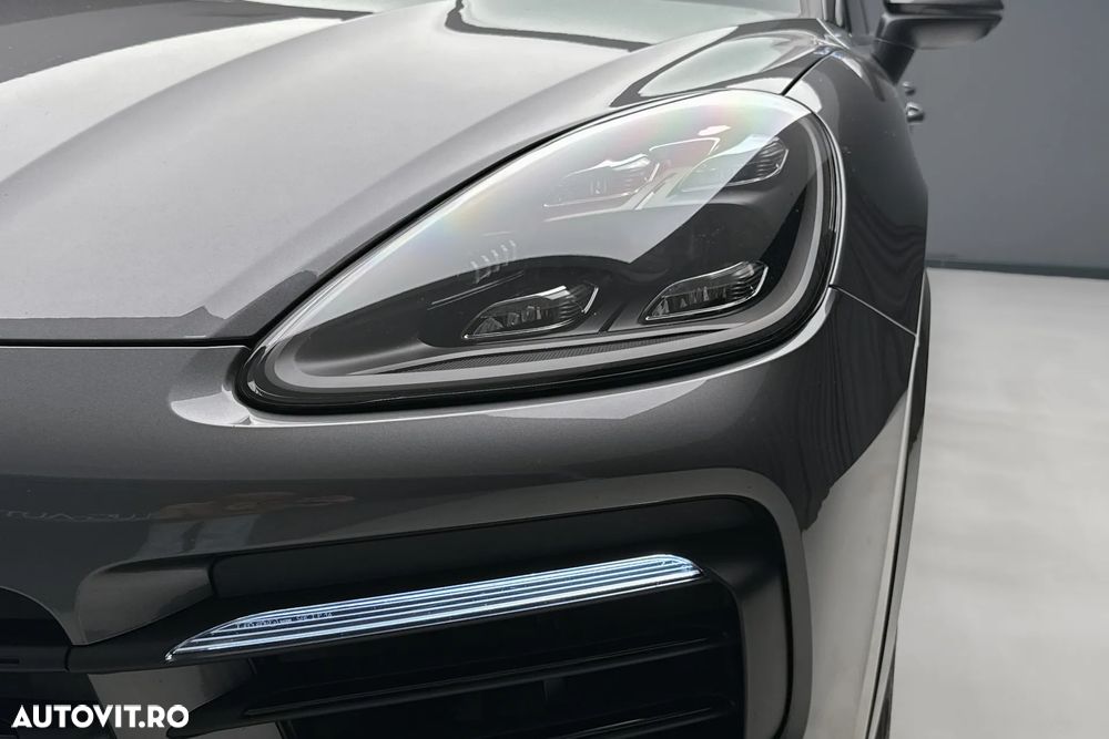 Porsche Cayenne Coupe E-Hybrid Tiptronic S Platinum Edition - 11