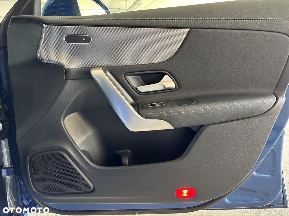 Mercedes-Benz CLA - 19