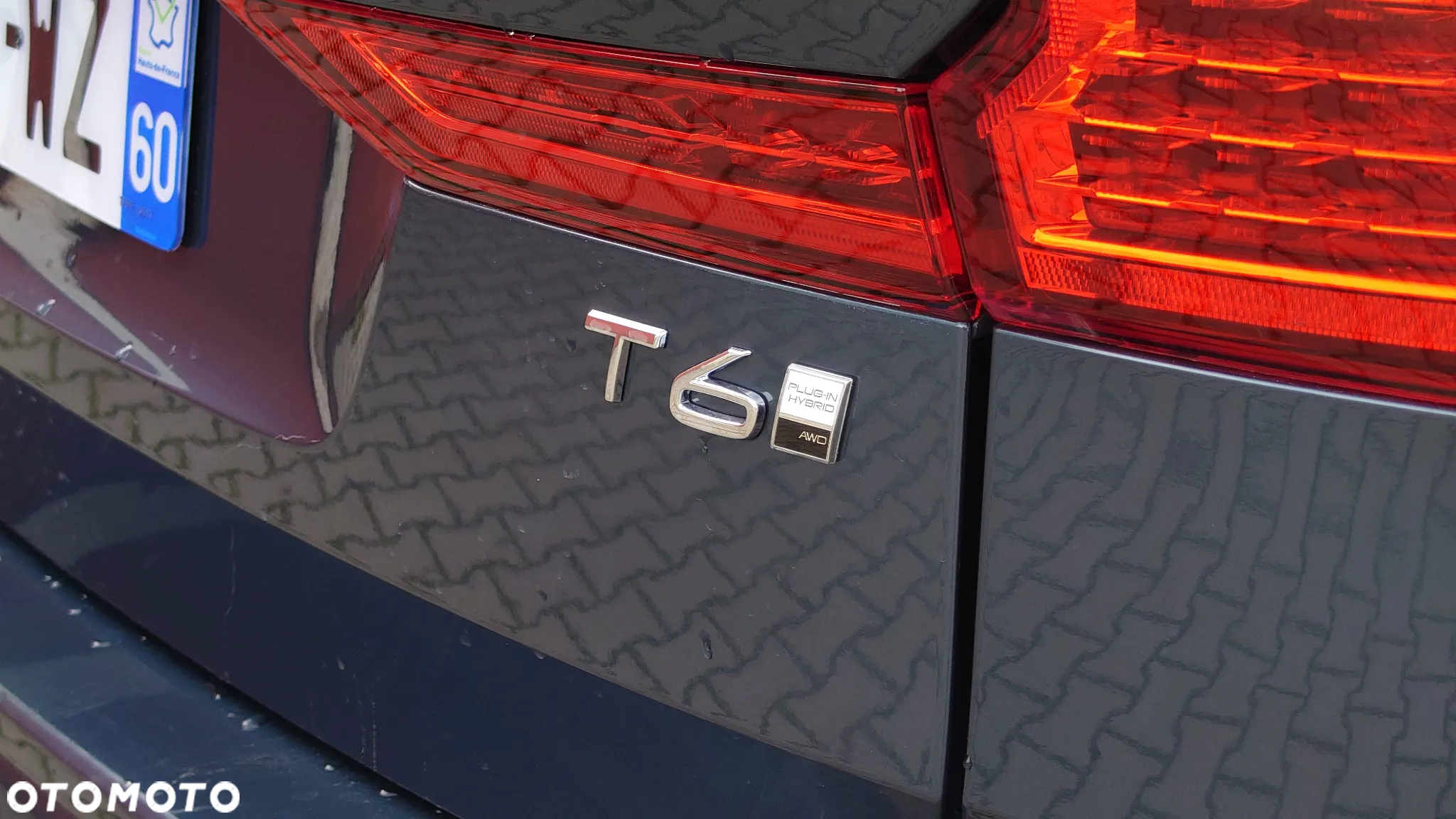 Volvo XC 60 T6 AWD Plug-in Hybrid Plus Dark - 18