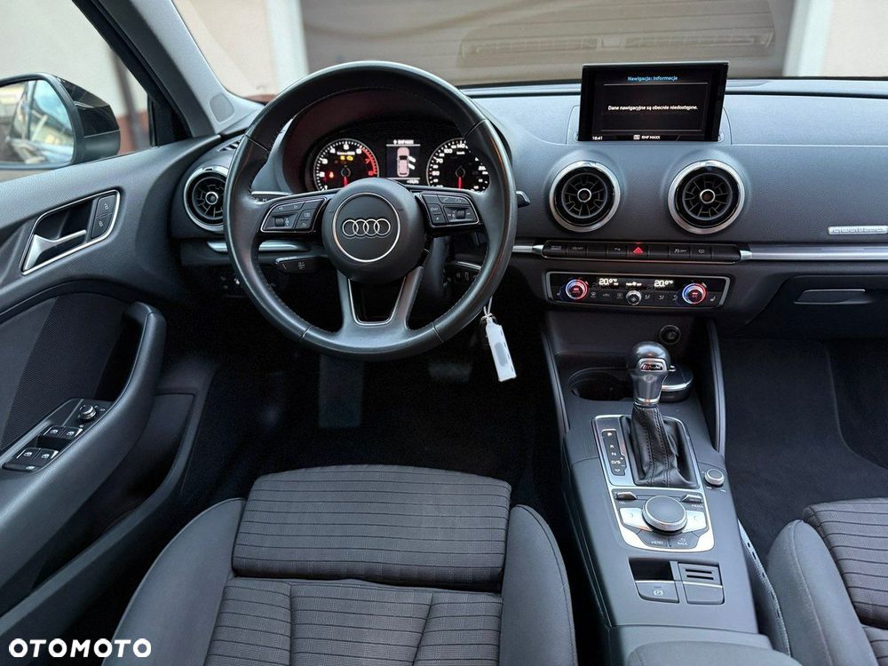 Audi A3 Sportback - 13