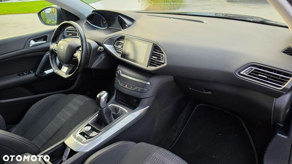 Peugeot 308 PureTech 110 Stop & Start Allure - 8