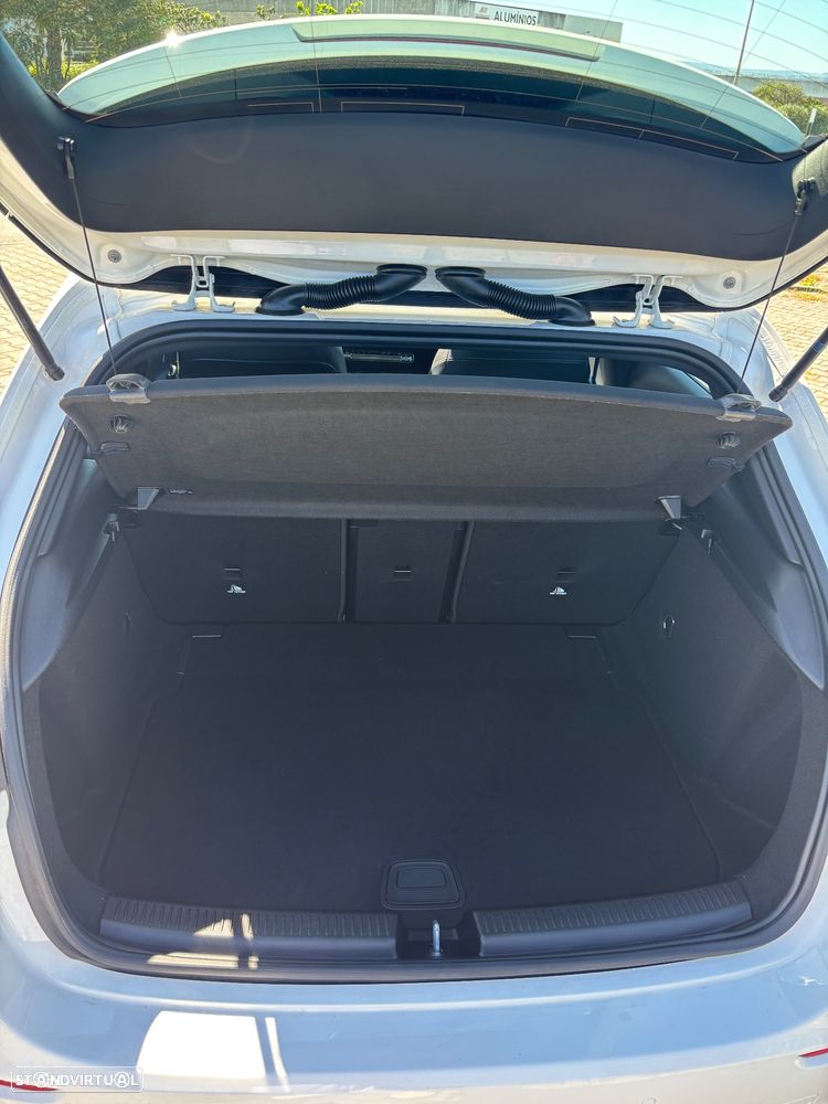 Mercedes-Benz A 200 Progressive - 17