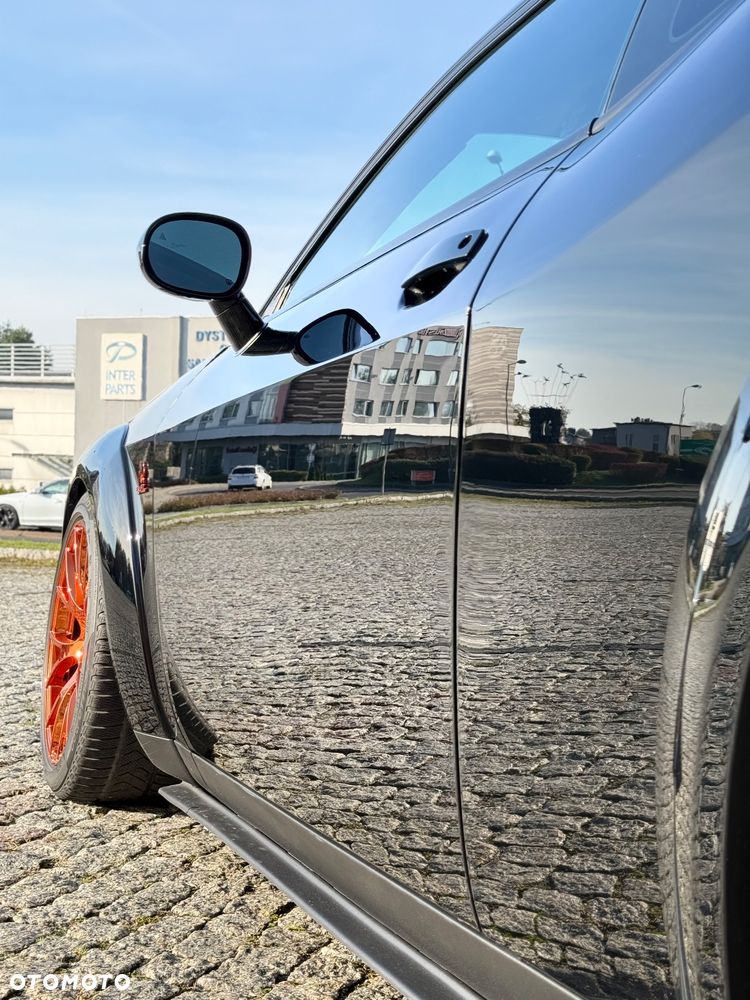 Dodge Challenger - 13