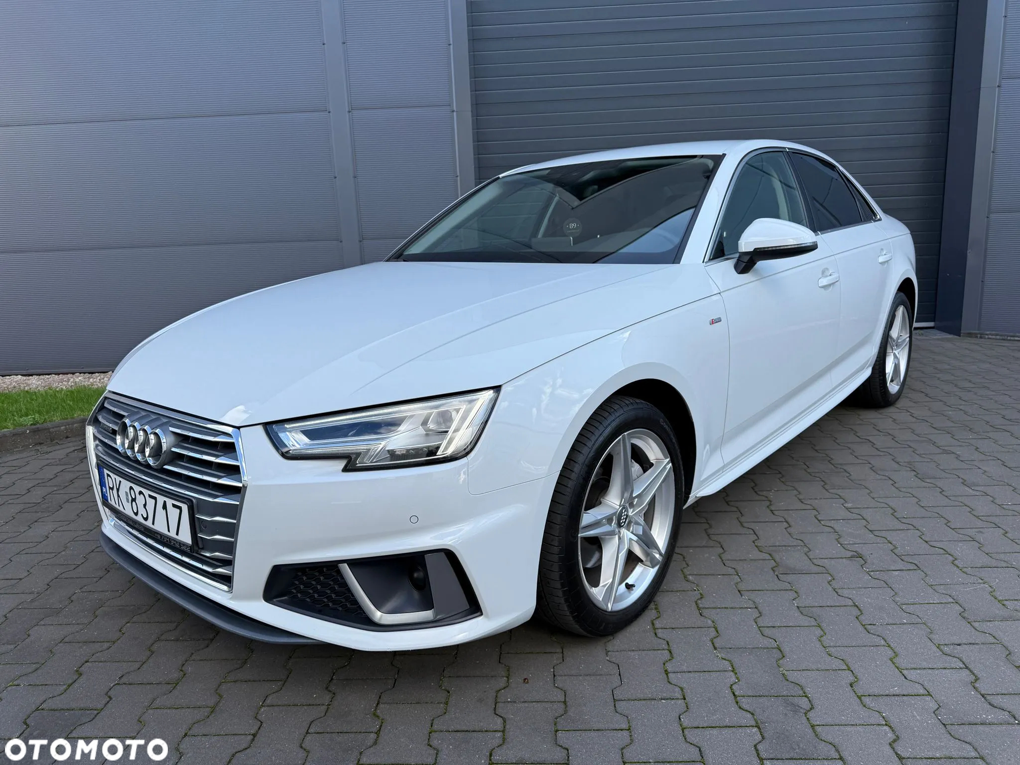 Audi A4 ver-40-tdi-quattro-s-tronic-s-line - 13