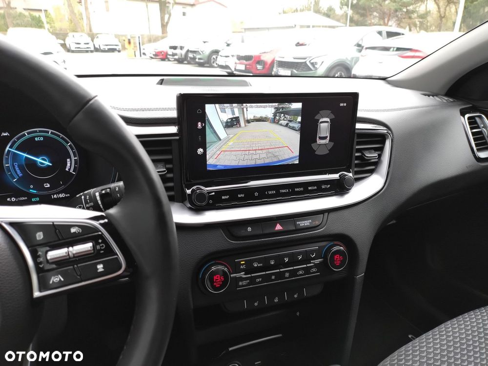 Kia Ceed 1.6 GDI PHEV Business Line DCT - 22