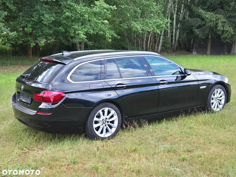 BMW Seria 5 520d Luxury Line - 11