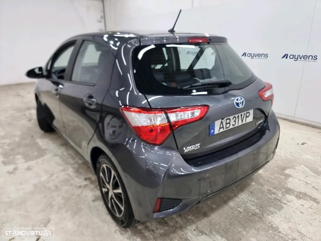 Toyota Yaris 1.5 HSD Comfort - 2