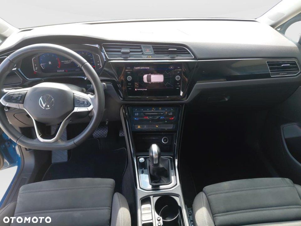 Volkswagen Touran - 23