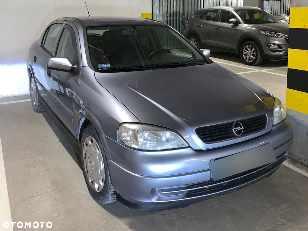 Opel Astra 1.4 Start - 10