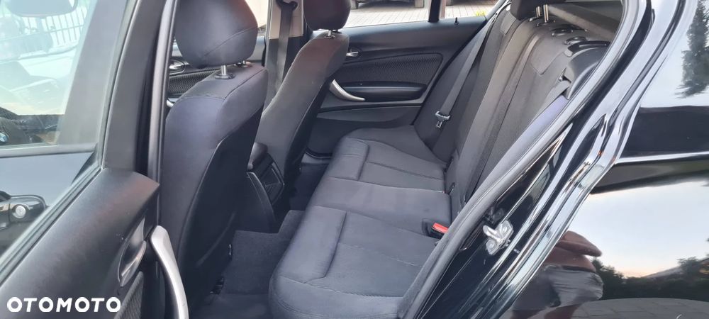 BMW Seria 1 116i - 20