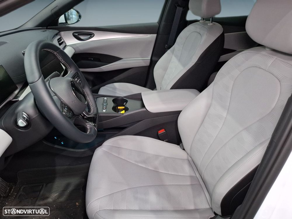 BYD Seal 6 Touring 1.5 DM-i Comfort Lite — fotografia 11