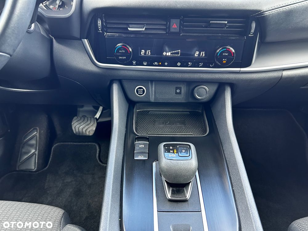 Nissan Qashqai 1.3 DIG-T MHEV Xtronic N-Connecta - 30