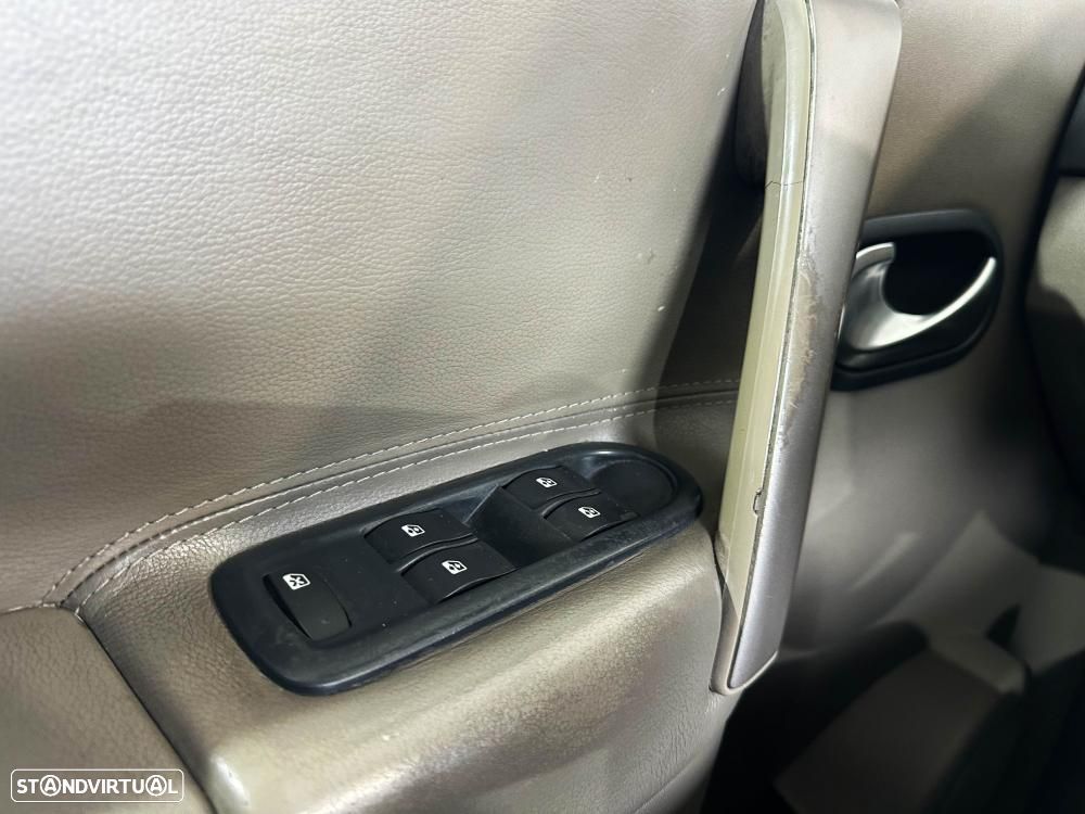 Renault Grand Scénic 1.5 dCi Dynamique S 7L. - 33