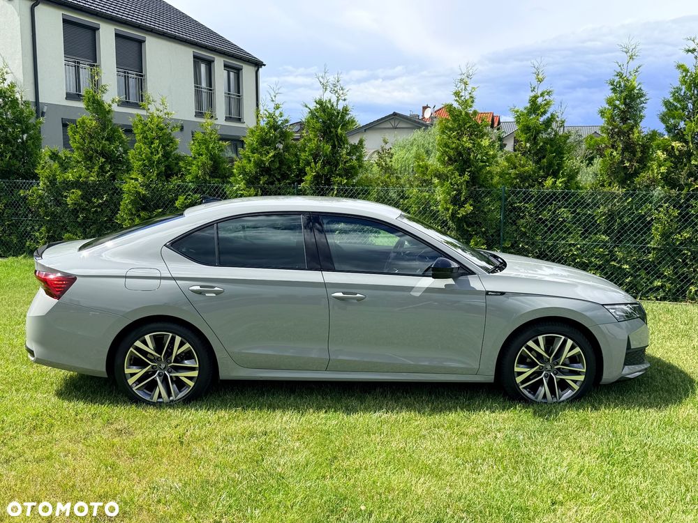 Skoda Octavia 2.0 TDI Sportline DSG - 8