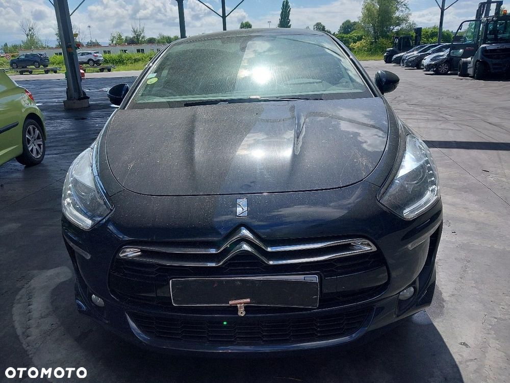 Citroën DS5 2.0 BlueHDi SportChic - 2