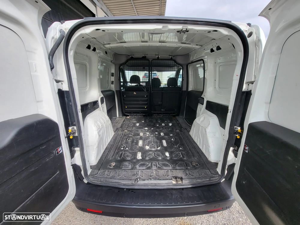 Fiat Doblo 1.3Multijet 95cv 3Lugares - 5