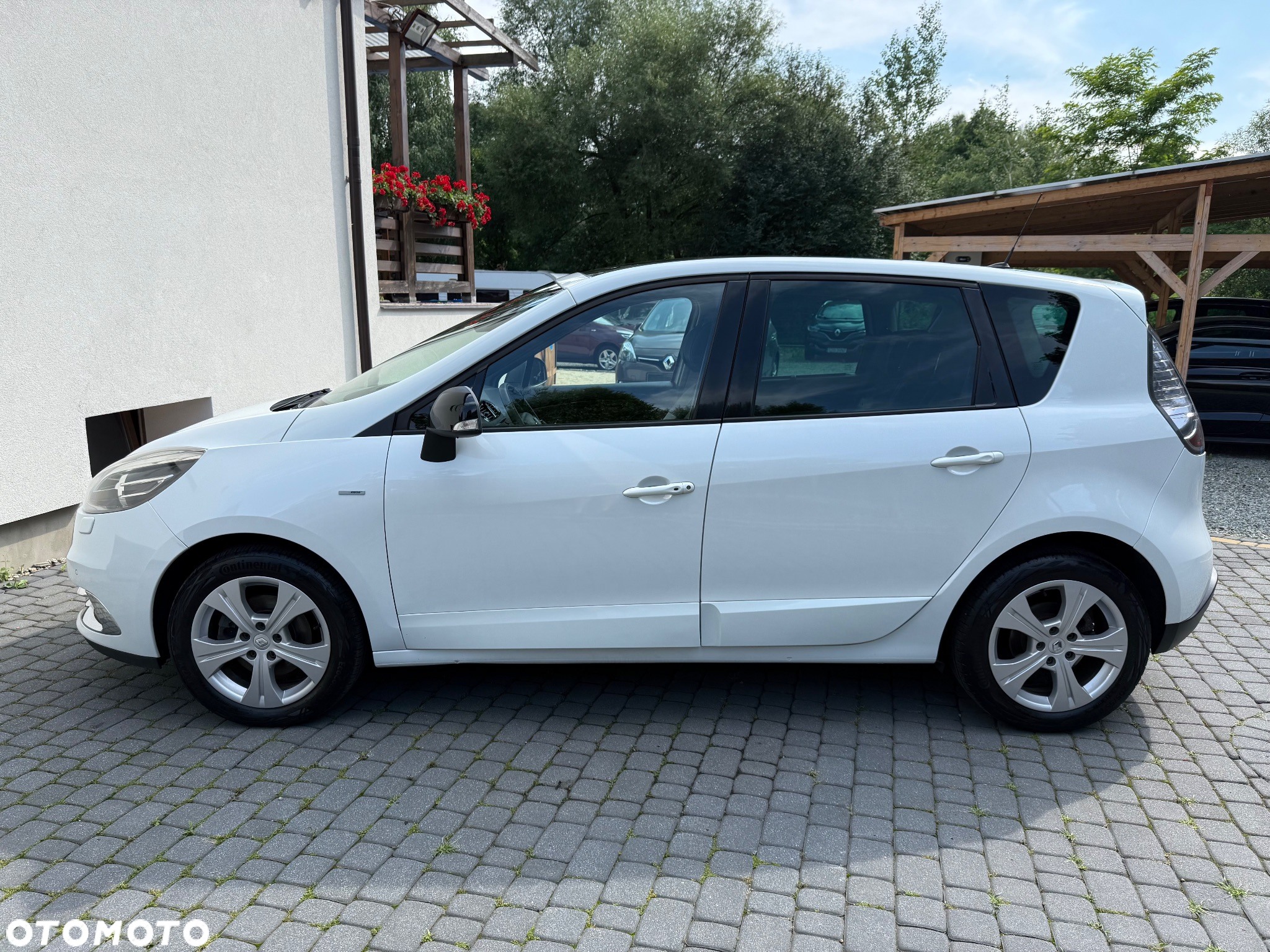Renault Scenic 1.6 dCi Energy Bose Edition - 10