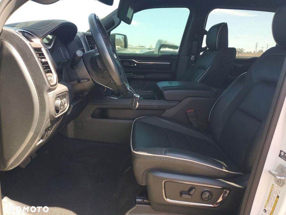RAM 1500 - 7