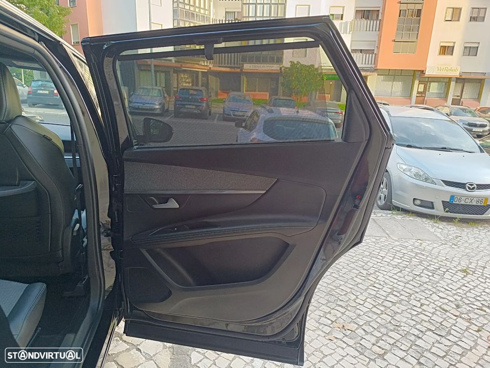 Peugeot 5008 PureTech 130 Stop & Start Allure Pack - 35