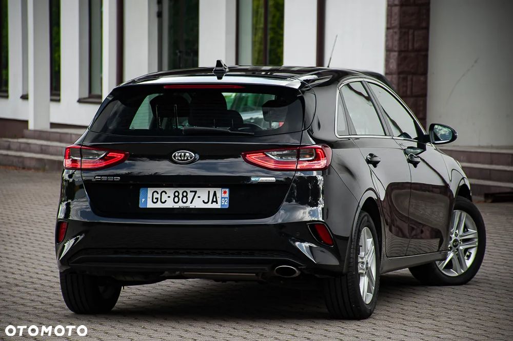 Kia Ceed 1.6 CRDi Eco-Dynamics+(48V Mild-Hybr.) DCT7 Spirit - 6