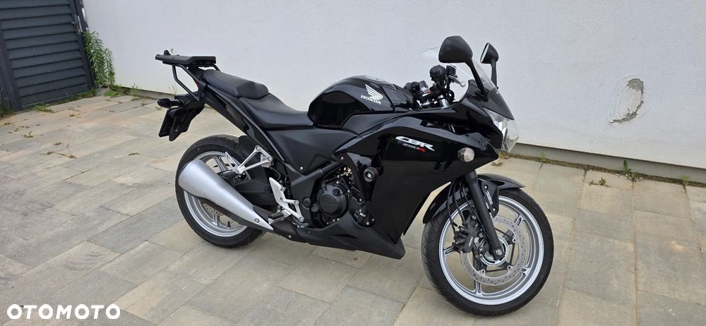 Honda CBR - 3