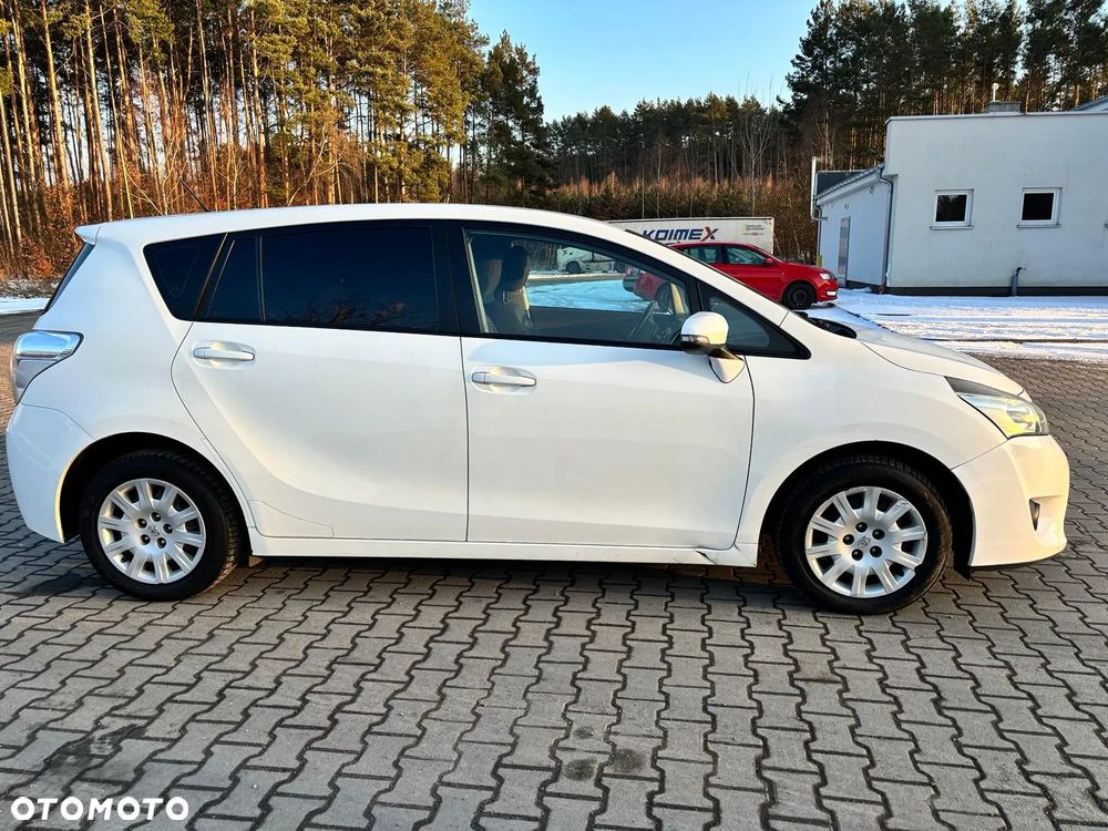 Toyota Verso 1.6 D-4D Active - 3