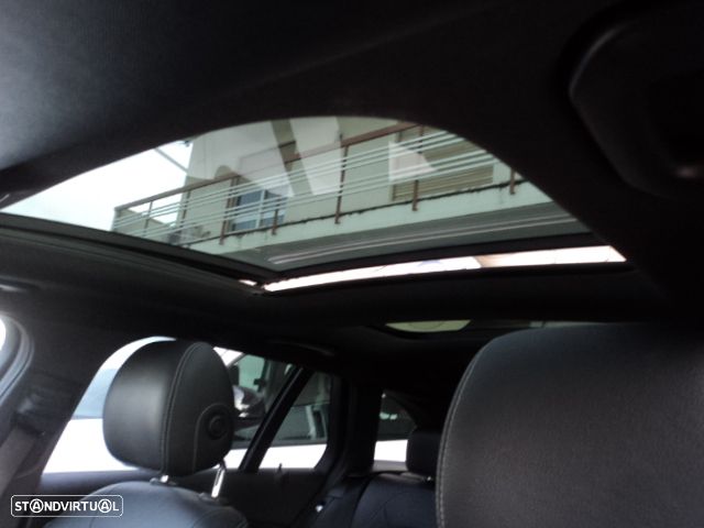 Mercedes-Benz C 350 e T 7G-TRONIC AMG Line - 33