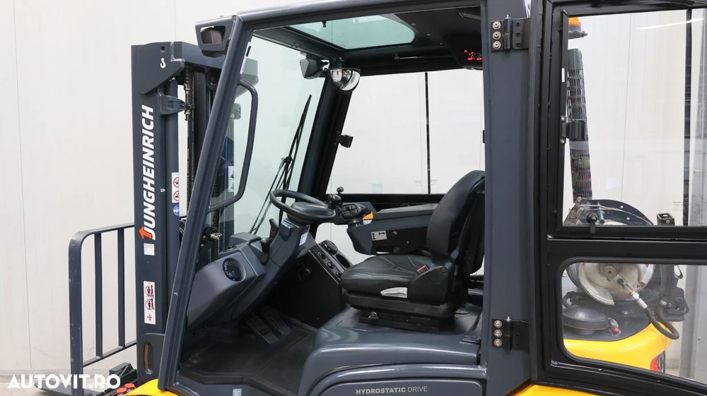 Jungheinrich TFG 320s - 13