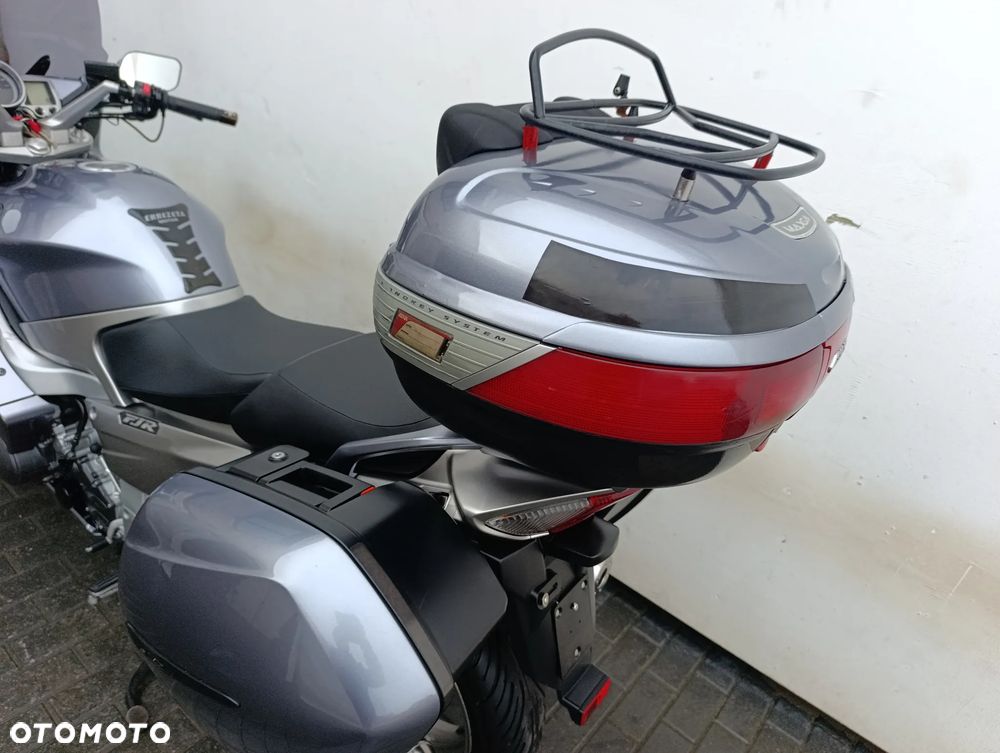 Yamaha FJR - 22