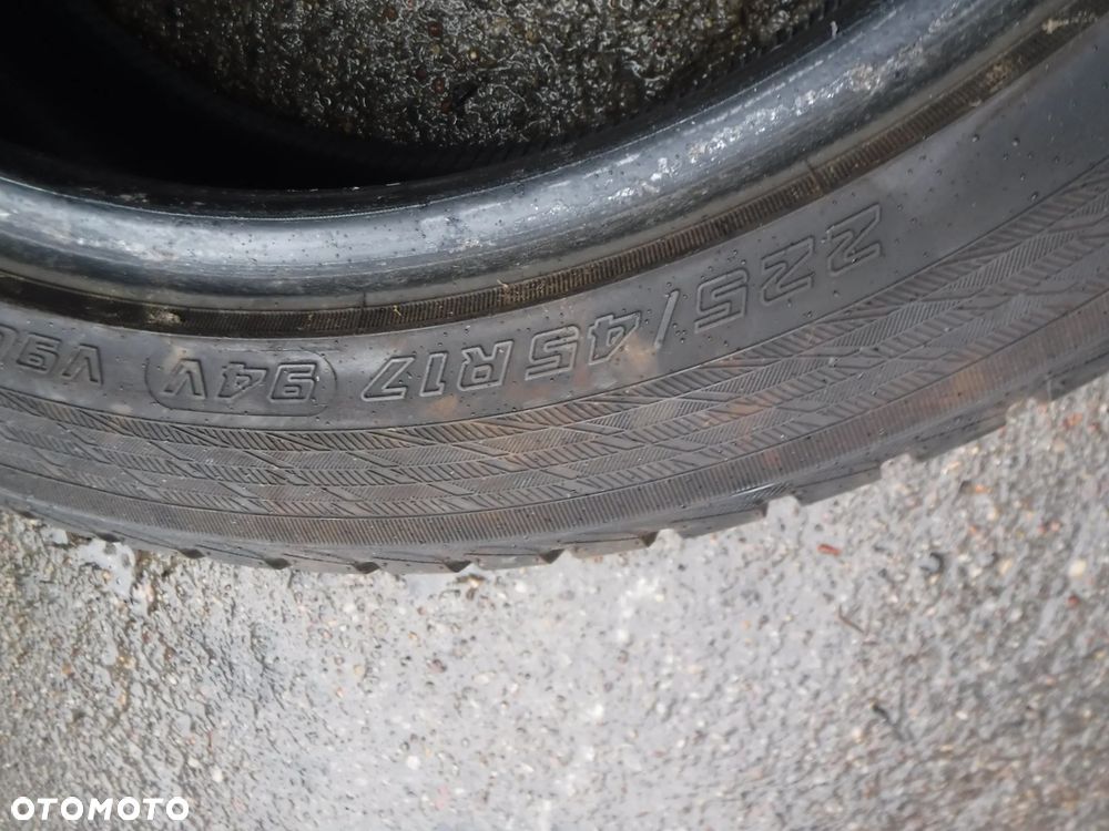 Opony Zimowe zima  Yokohama BluEarth 225/45/17 jak nowe 2 sztuki - 7