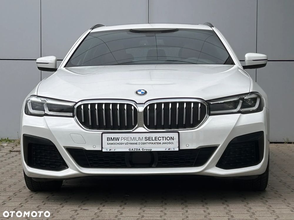 BMW Seria 5 520d xDrive mHEV M Sport sport - 3
