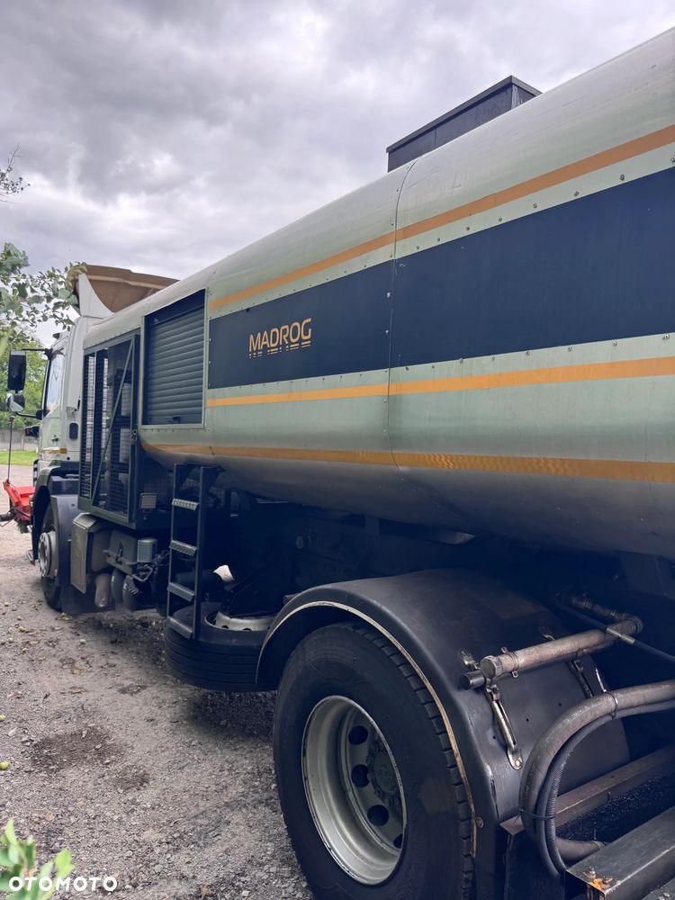 Mercedes-Benz AXOR - 5