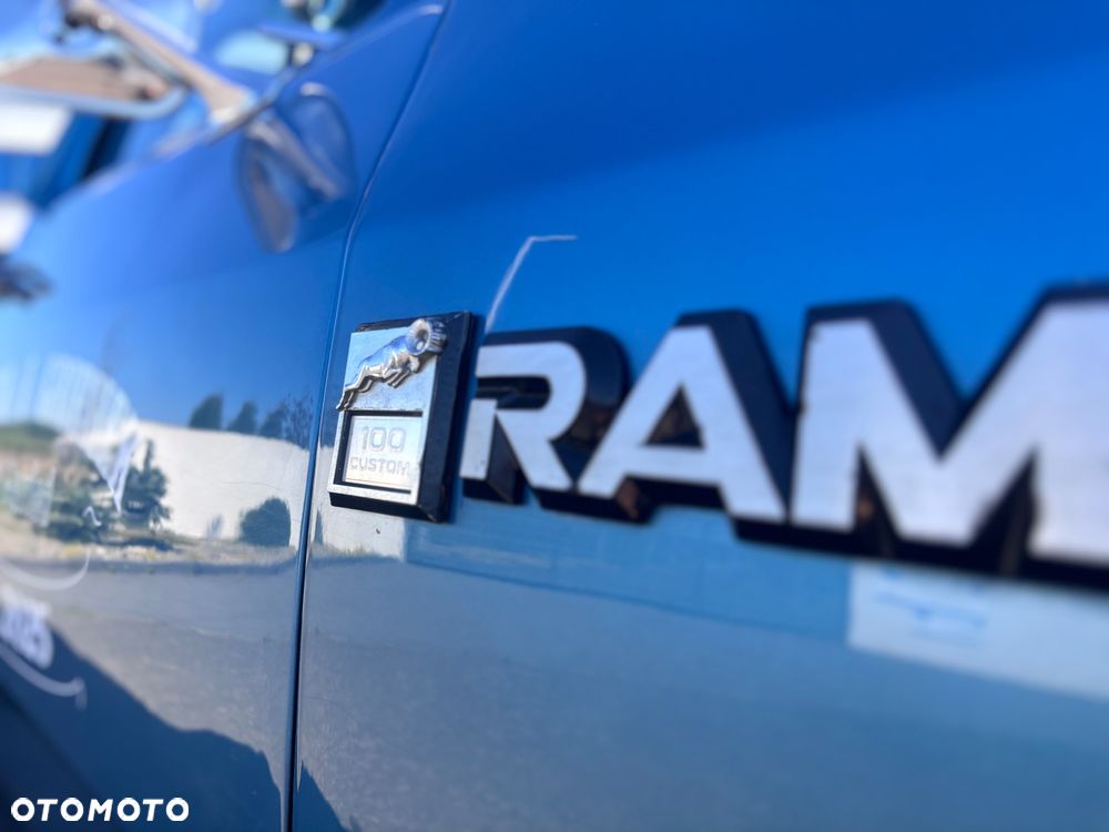 Dodge RAM - 7