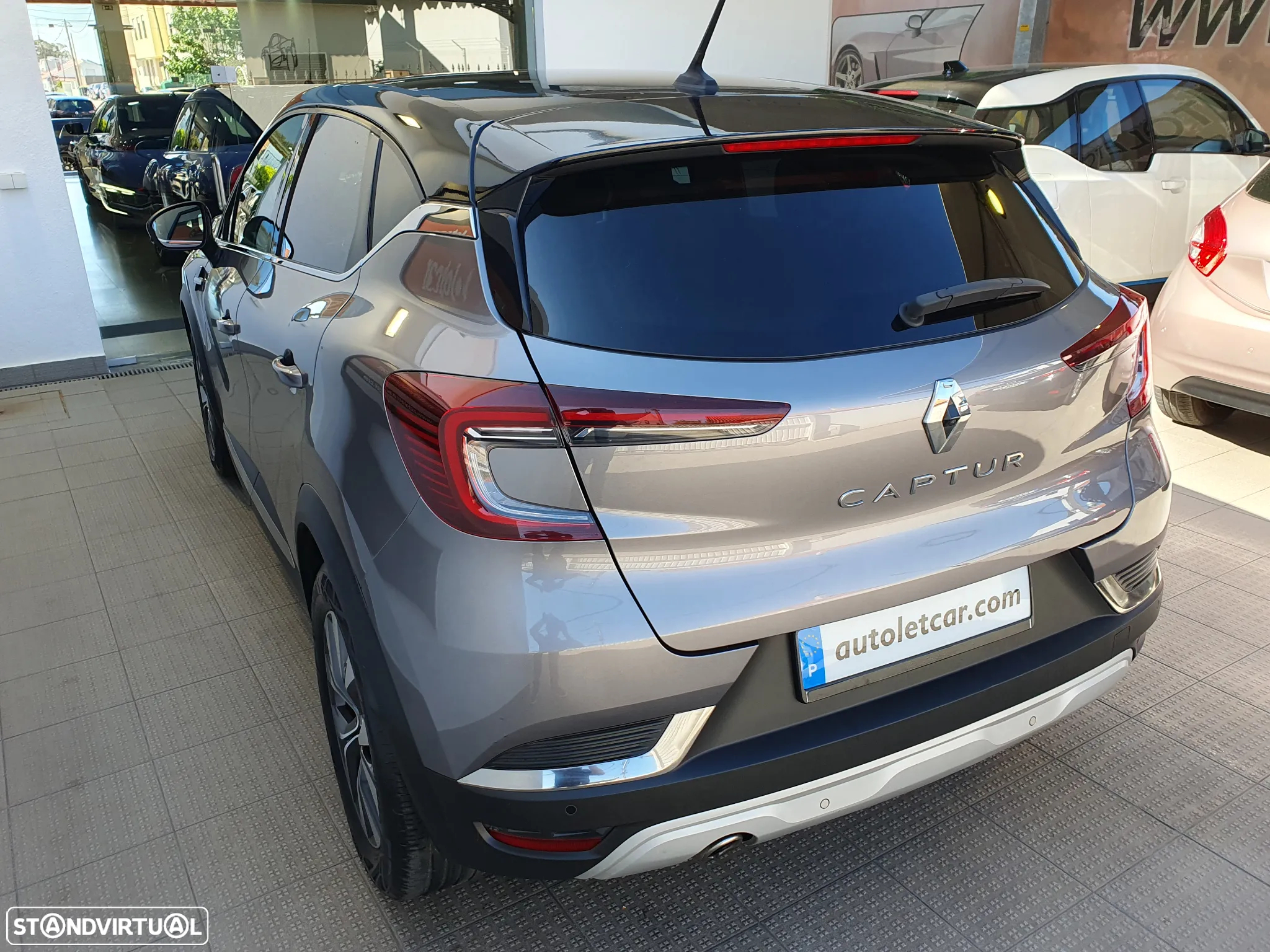 Renault Captur 1.5 dCi Exclusive EDC - 14