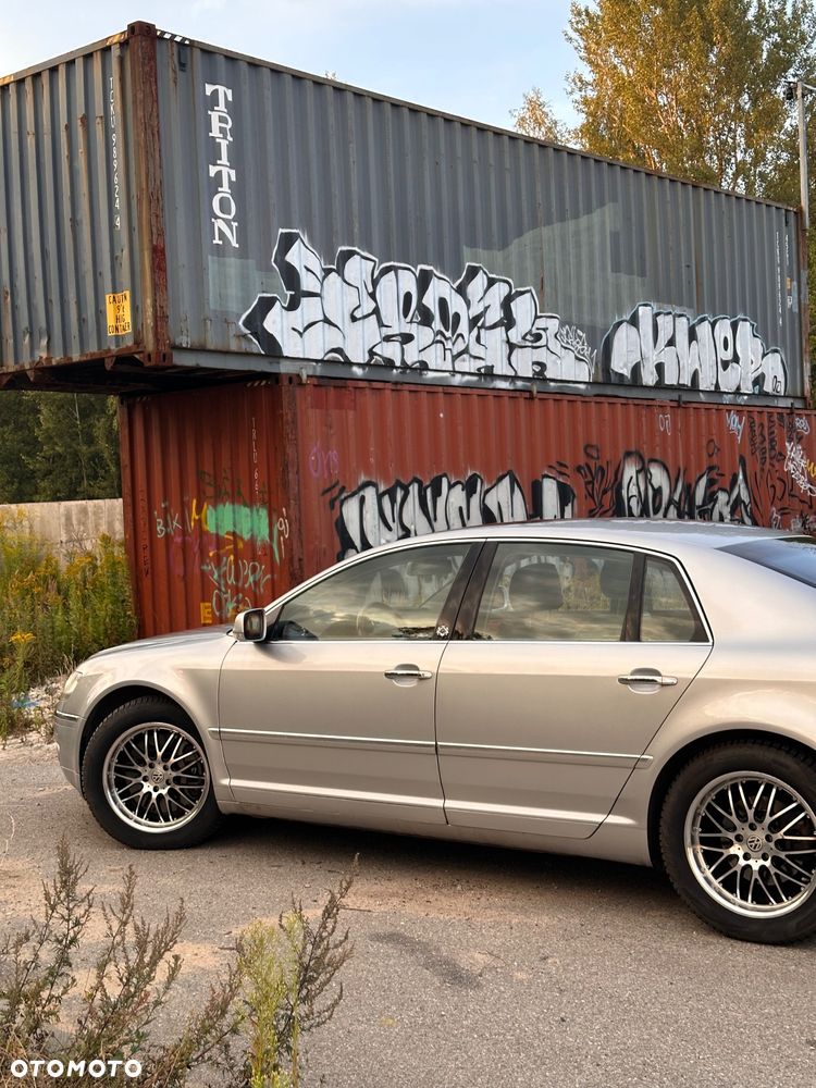 Volkswagen Phaeton 3.2 V6 Tiptr (5 os.) - 2