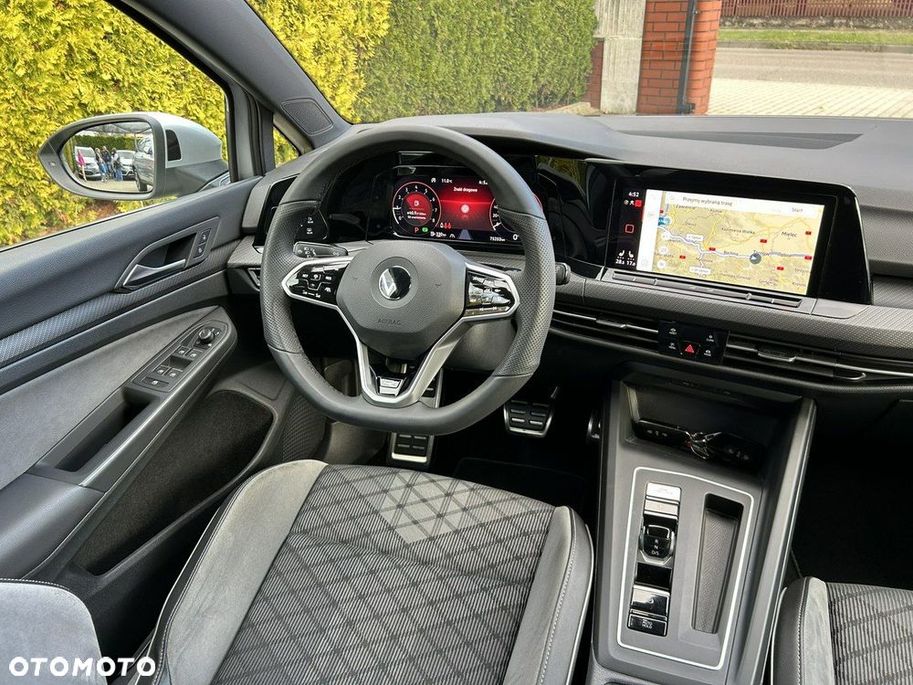 Volkswagen Golf 1.5 eTSI OPF DSG R-Line - 19