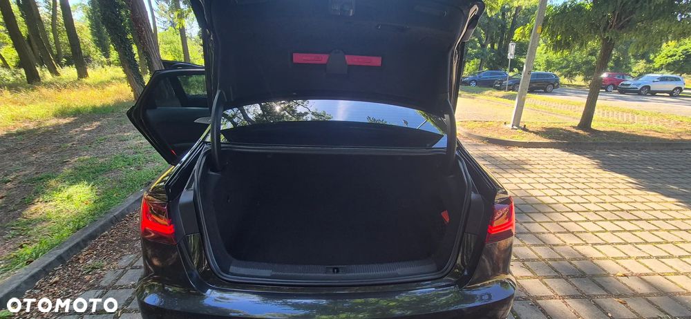 Audi A6 Limousine 2.0 TDI Ultra DPF S tronic - 20