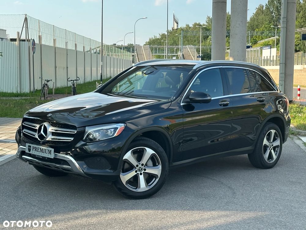 Mercedes-Benz GLC 300 4-Matic - 4