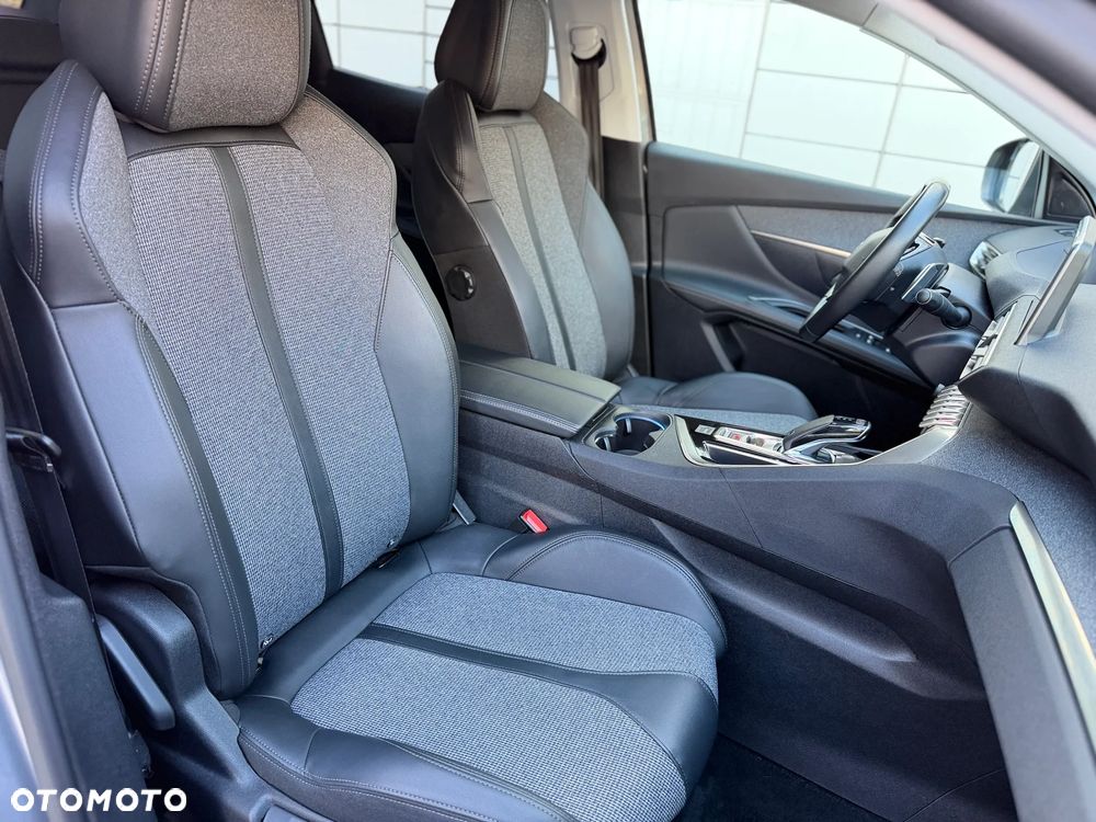 Peugeot 3008 1.2 PureTech Allure S&S EAT8 - 37