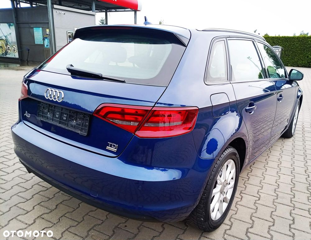 Audi A3 Sportback - 19