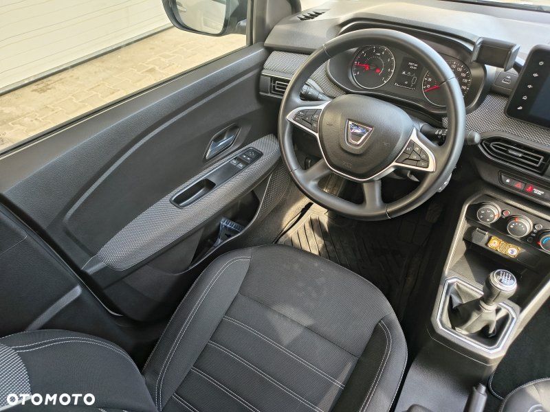 Dacia Sandero - 2