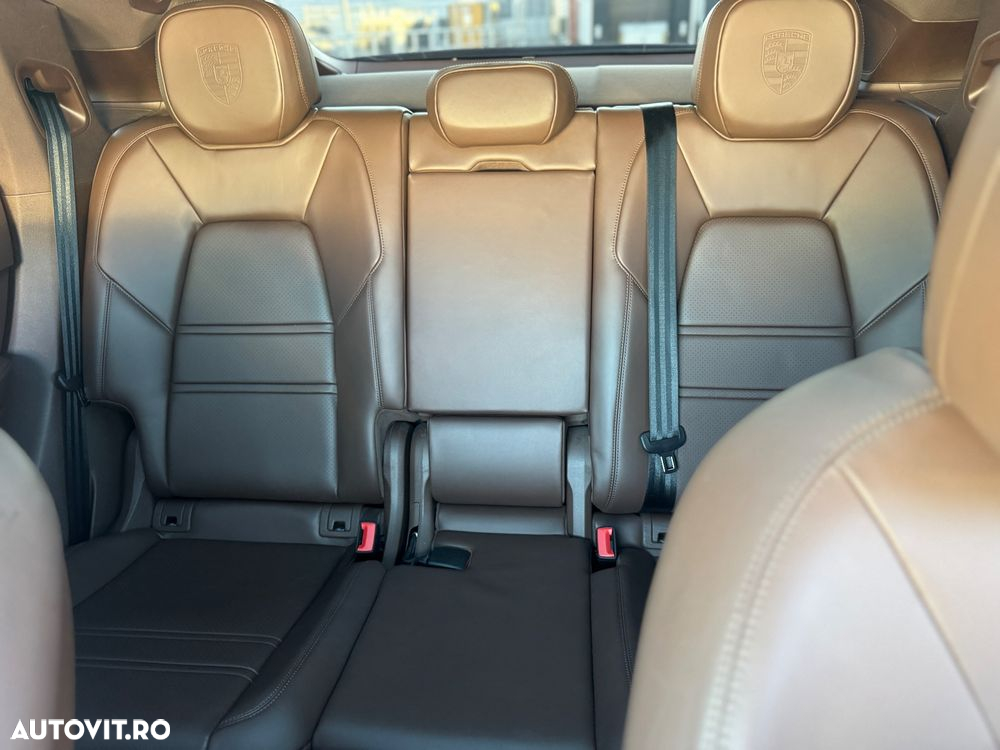 Porsche Cayenne E-Hybrid Tiptronic S - 25