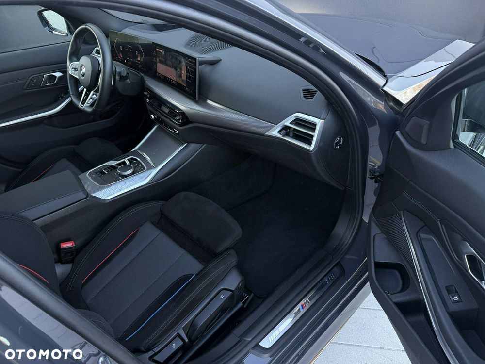 BMW Seria 3 320d xDrive M Sport - 38