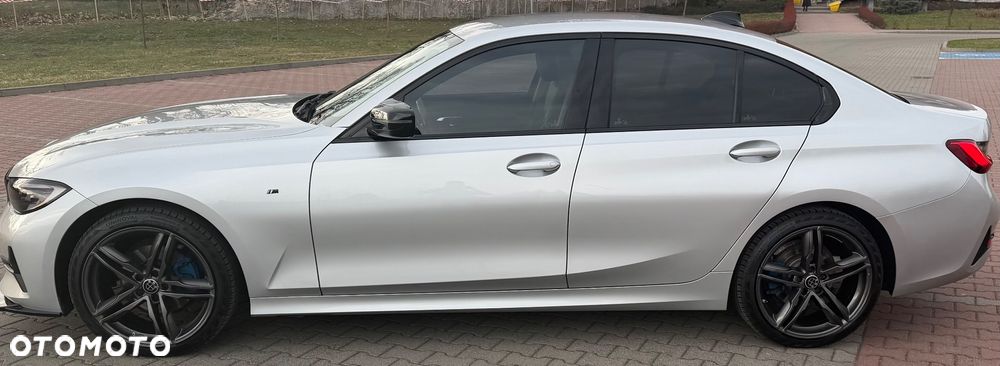 BMW Seria 3 320d xDrive mHEV sport - 4